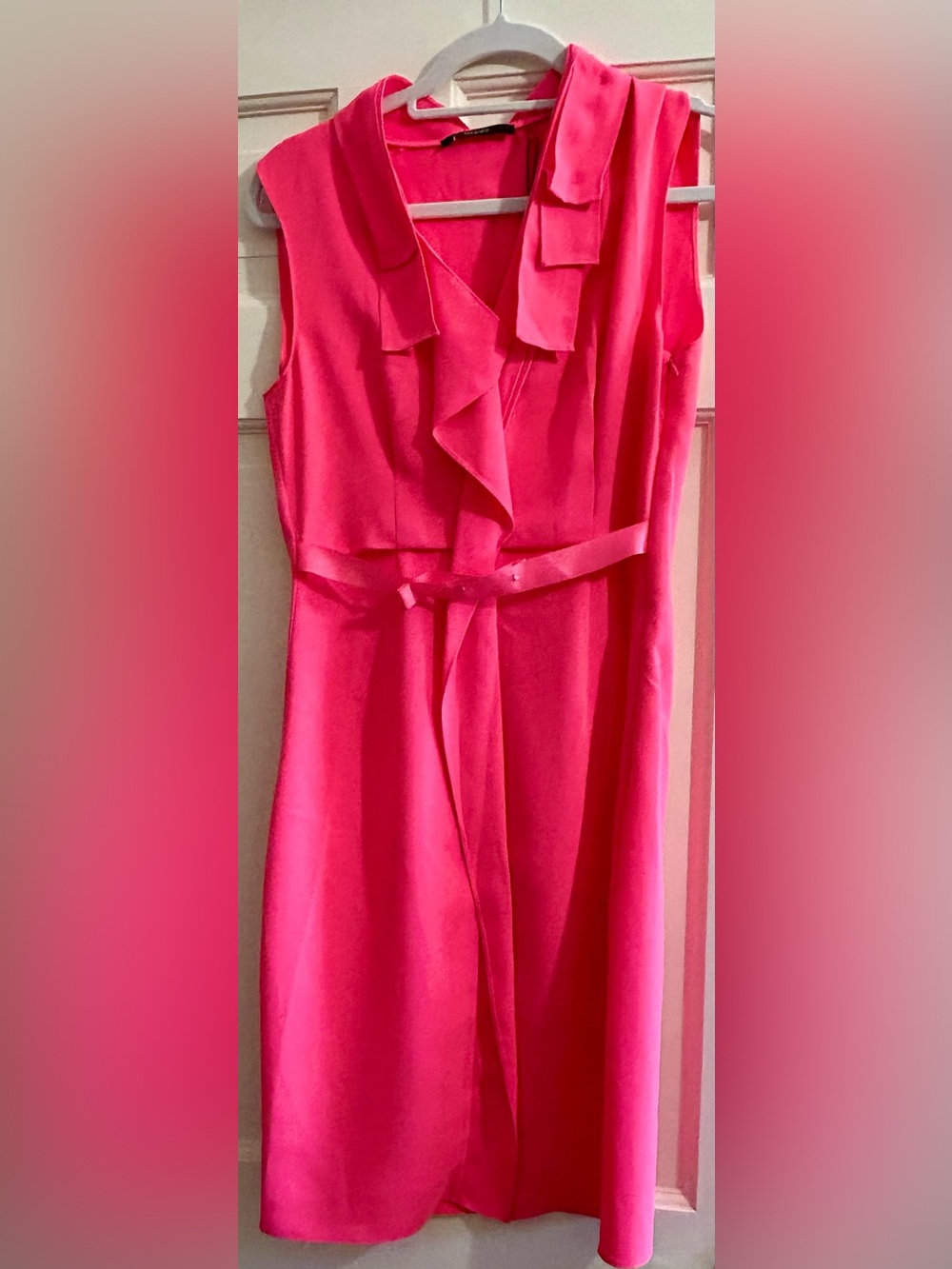 NWT TAHARI SIZE 2 Sleeveless Ruffle-Front Dress  sour watermelon front/back belt